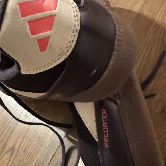 Predator Freestyle Indoor Soccer Shoes - Picture 5 of 5